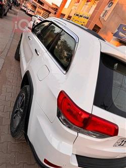 جیپ گراند شیرۆکی